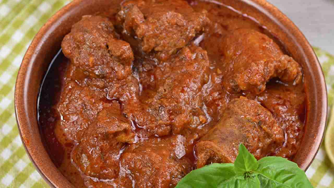 quanto cuocere ragù napoletano