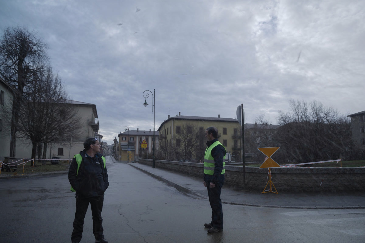 Pozzuoli, richiesta sopralluogo AEDES per edifici danneggiati